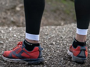 high-performance-running-socks