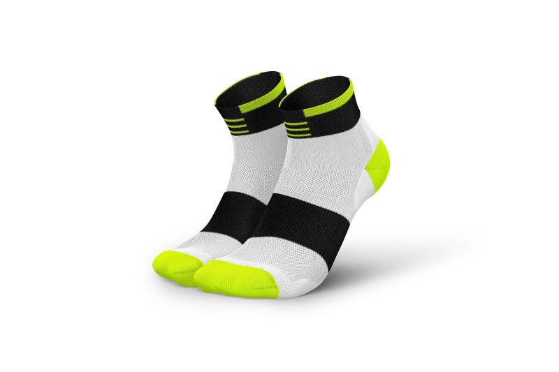 Incylence ultralight socks low stages black canary